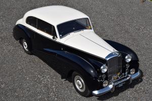Bentley R-Type 2-Door Saloon by James Young '1953